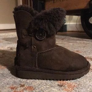 Ugg boots Toddler size 6